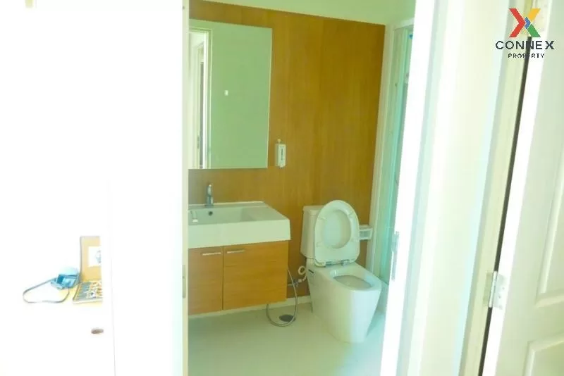 FOR SALE condo , Q House Sathorn , high floor , BTS-Krung Thon Bu