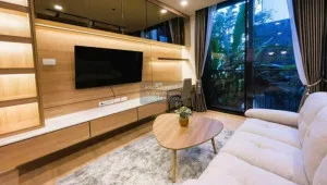 FOR RENT condo , Noble Around Sukhumvit 33 , newly renovated , BTS-Phrom Phong , Khlong Tan Nuea , Watthana , Bangkok , CX-55337