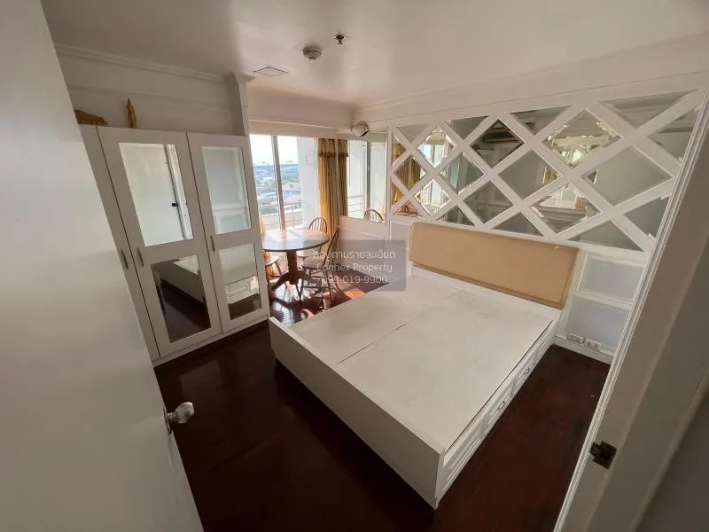 FOR SALE condo , River Heaven , BTS-Saphan Taksin , Wat Phraya Kr