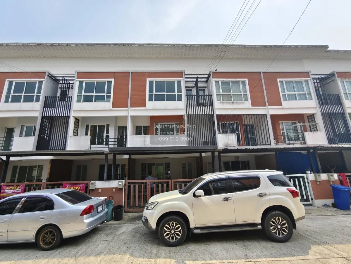 ขาย ทาวน์โฮม บ้านโฟร์ซีซั่น ราชพฤกษ์ รัตนาธิเบศร์  สภาพใหม่ หลังบ 1