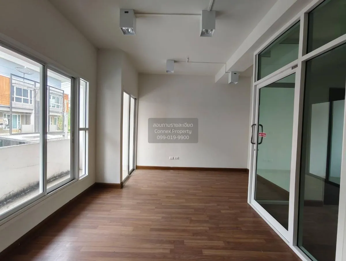 ขาย ทาวน์โฮม บ้านโฟร์ซีซั่น ราชพฤกษ์ รัตนาธิเบศร์  สภาพใหม่ หลังบ