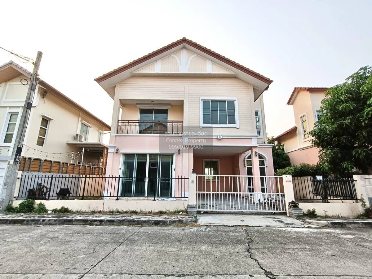 House for sale, Western Town, Baan Kluai, Sai Noi, wide road behi 1