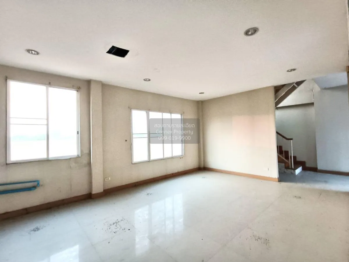 ขาย บ้านเดี่ยว เวสเทิร์นทาวน์ บ้านกล้วย ไทรน้อย ถนนกว้าง หลังบ้าน