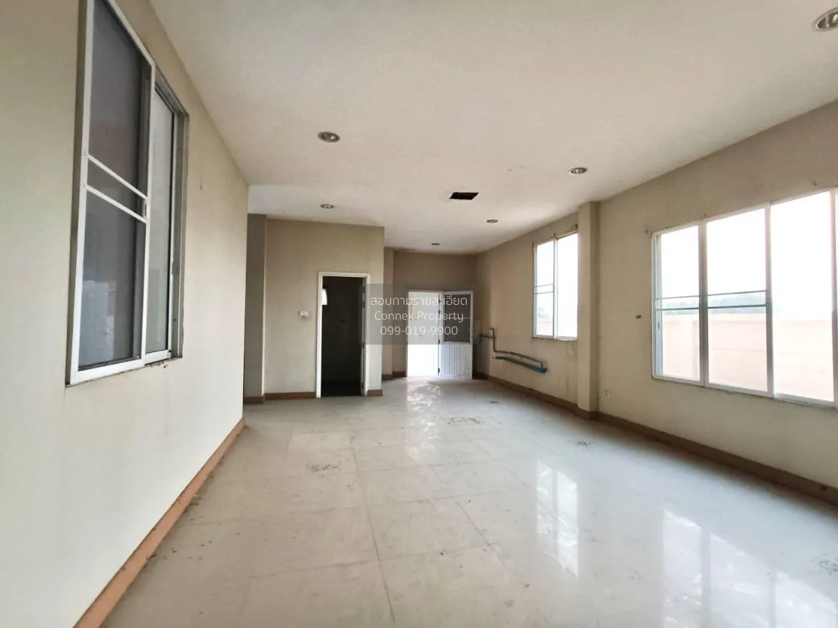 ขาย บ้านเดี่ยว เวสเทิร์นทาวน์ บ้านกล้วย ไทรน้อย ถนนกว้าง หลังบ้าน