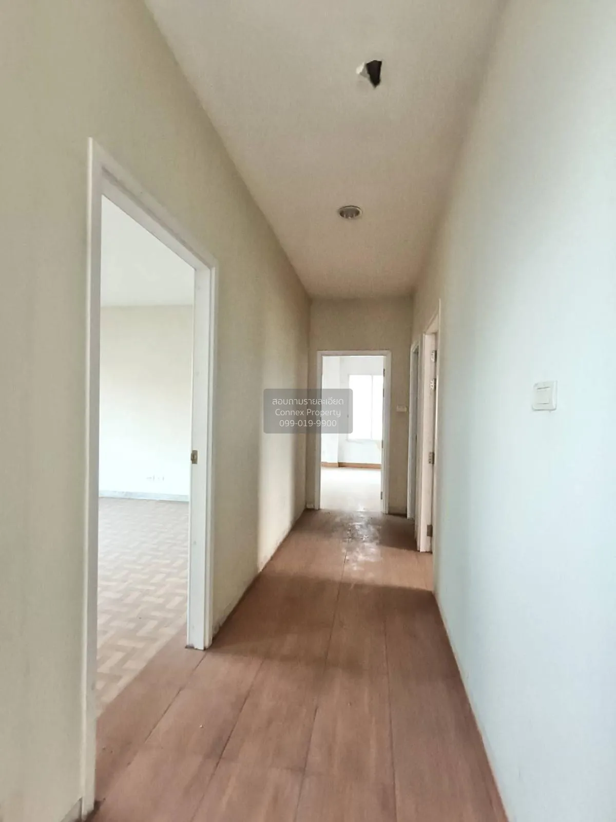 ขาย บ้านเดี่ยว เวสเทิร์นทาวน์ บ้านกล้วย ไทรน้อย ถนนกว้าง หลังบ้าน