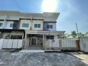 Sell Townmo The Modish Bang Bua Thong, behind the edge, there is space on the side. No need to add more. Ready to move in. CX-55741