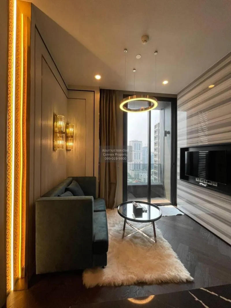 FOR RENT condo , The Esse Sukhumvit 36 , high floor , BTS-Thong L 2