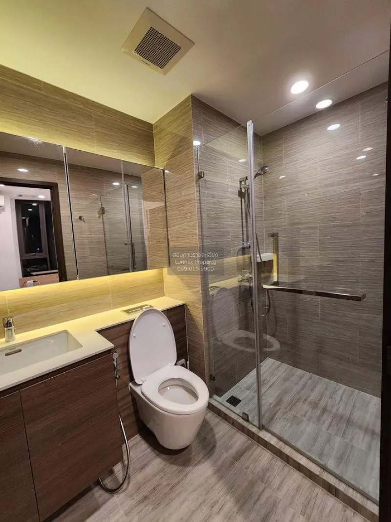 FOR RENT condo , Whizdom Essence , BTS-Punnawithi , Phra Khanong 