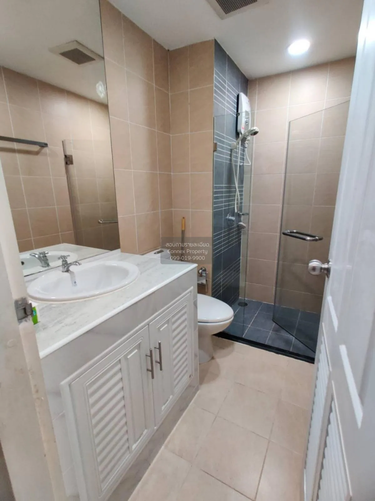 FOR RENT condo , The Station Sathorn Bangrak , BTS-Saphan Taksin  4