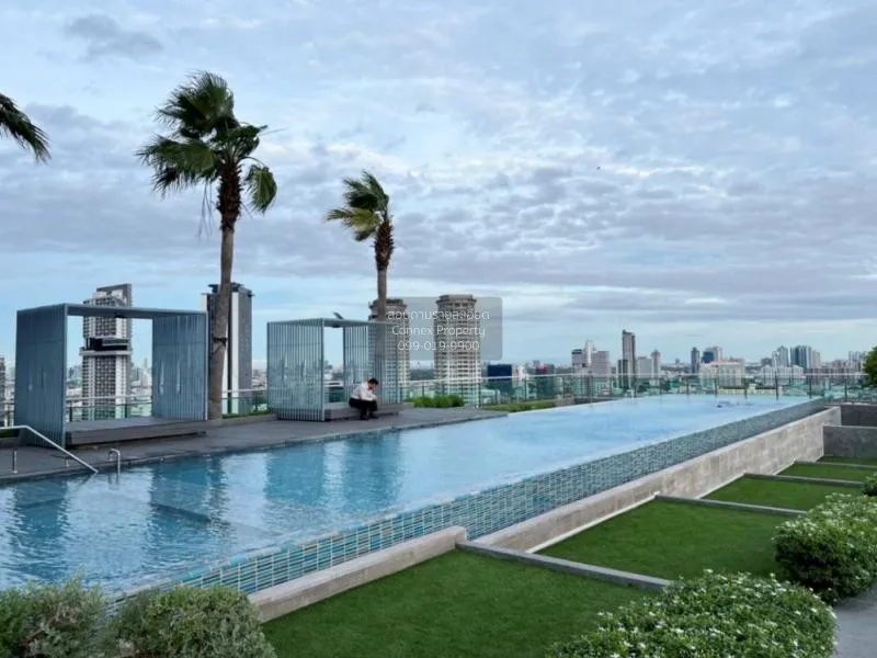 FOR RENT condo , Centric Sathorn - St.Louis , high floor , BTS-Sa