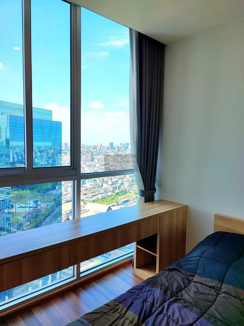 FOR RENT condo , Noble Revolve Ratchada 2 , nice view , high floo