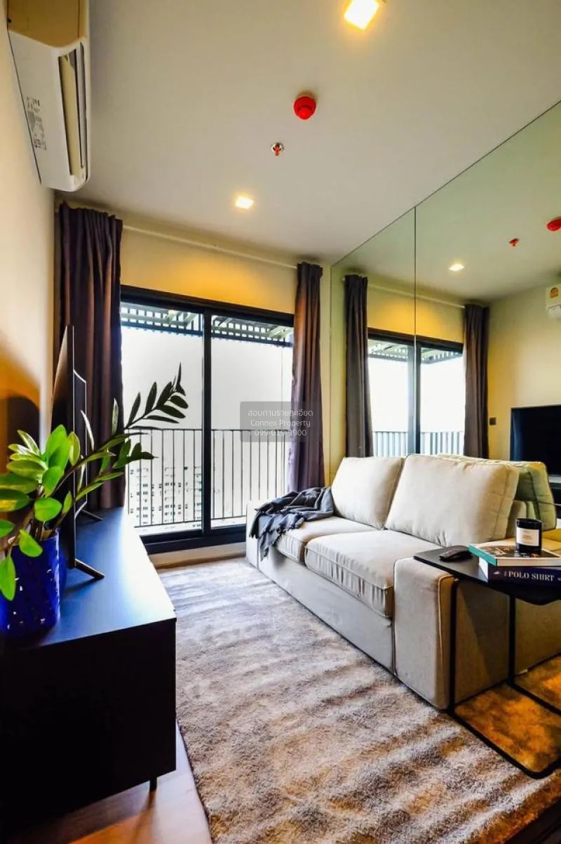 FOR RENT condo , Life Asoke Hype Rama 9 , high floor , MRT-Phra R 1