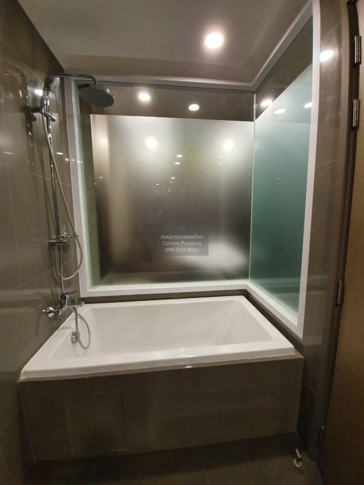 ขายคอนโด  แอชตัน จุฬา-สีลม วิวสวย MRT-สามย่าน สี่พระยา เขต บางรัก