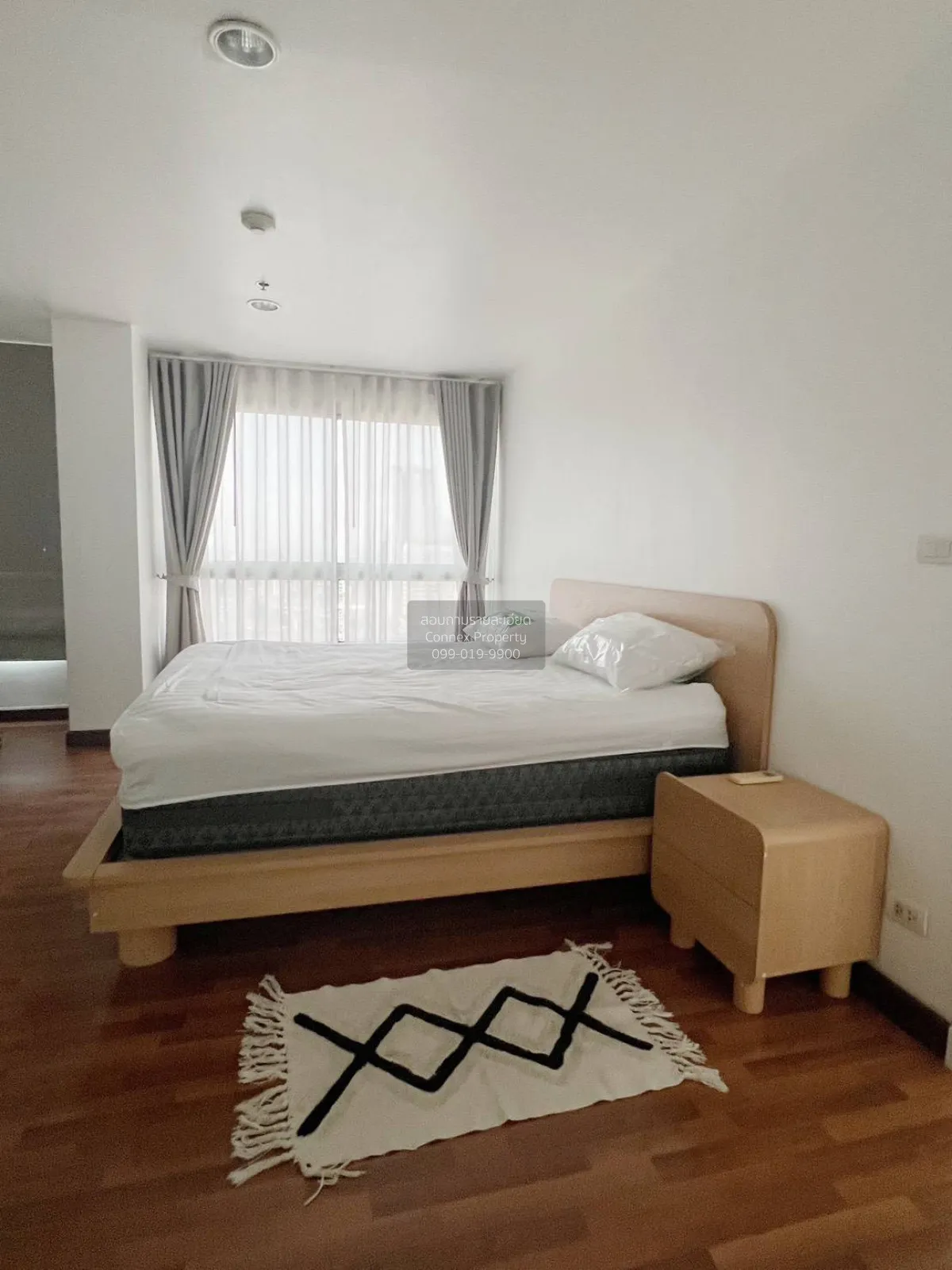 For Rent Condo , Centric Scene phaholyothin 9 , BTS-Ari , Sam Sen