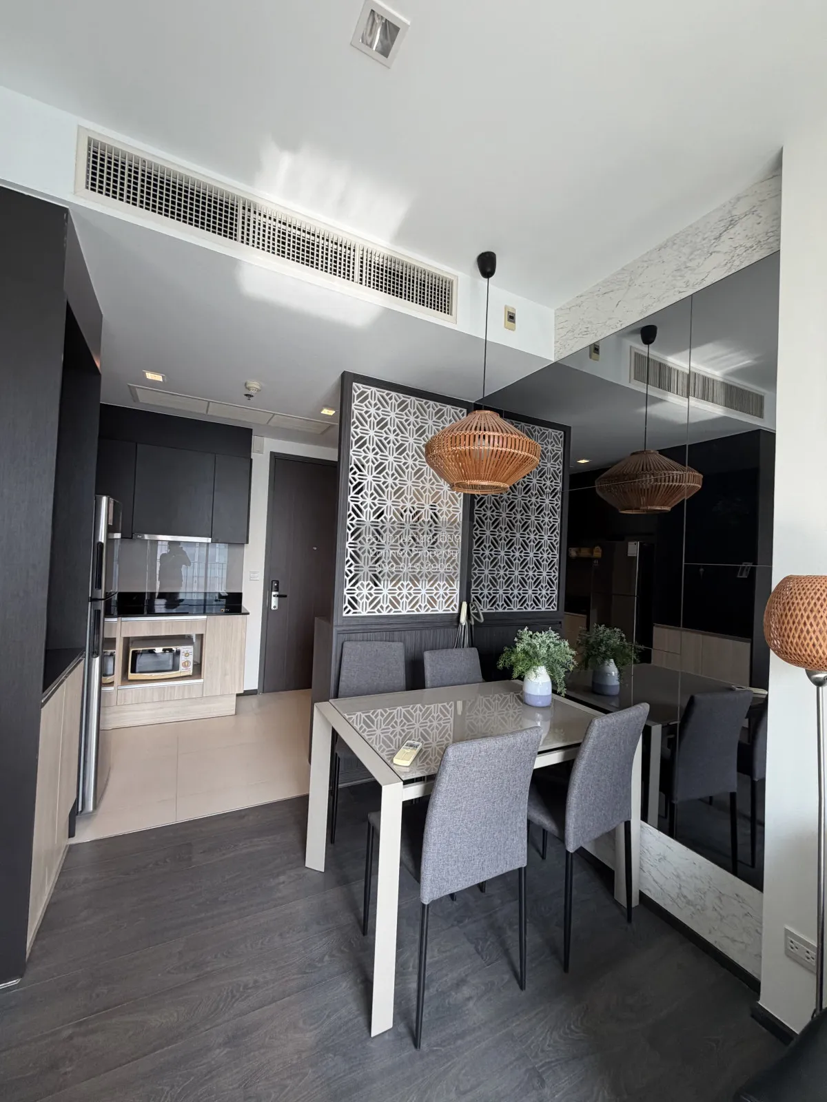 FOR RENT condo , EDGE Sukhumvit 23 , BTS-Asok , Khlong Toei Nuea  3