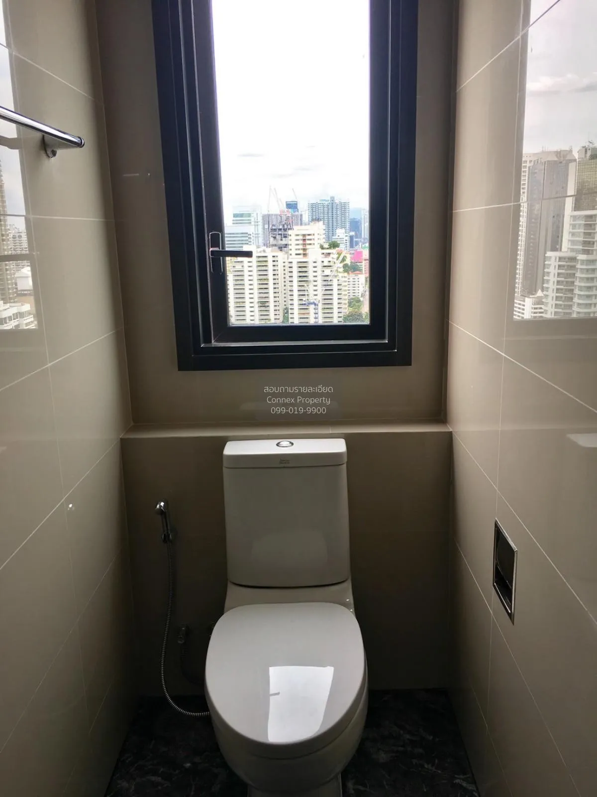 FOR SALE condo , EDGE Sukhumvit 23 , BTS-Asok , Khlong Toei Nuea 