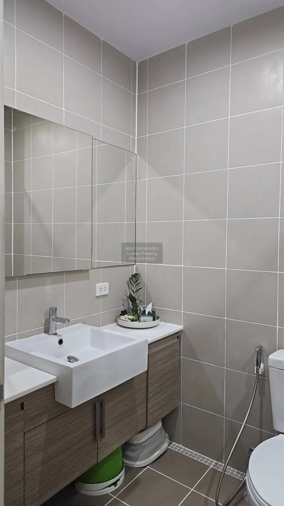 เช่าคอนโด  ไฮฟ์ สาทร BTS-กรุงธนบุรี คลองต้นไทร เขต คลองสาน กรุงเท