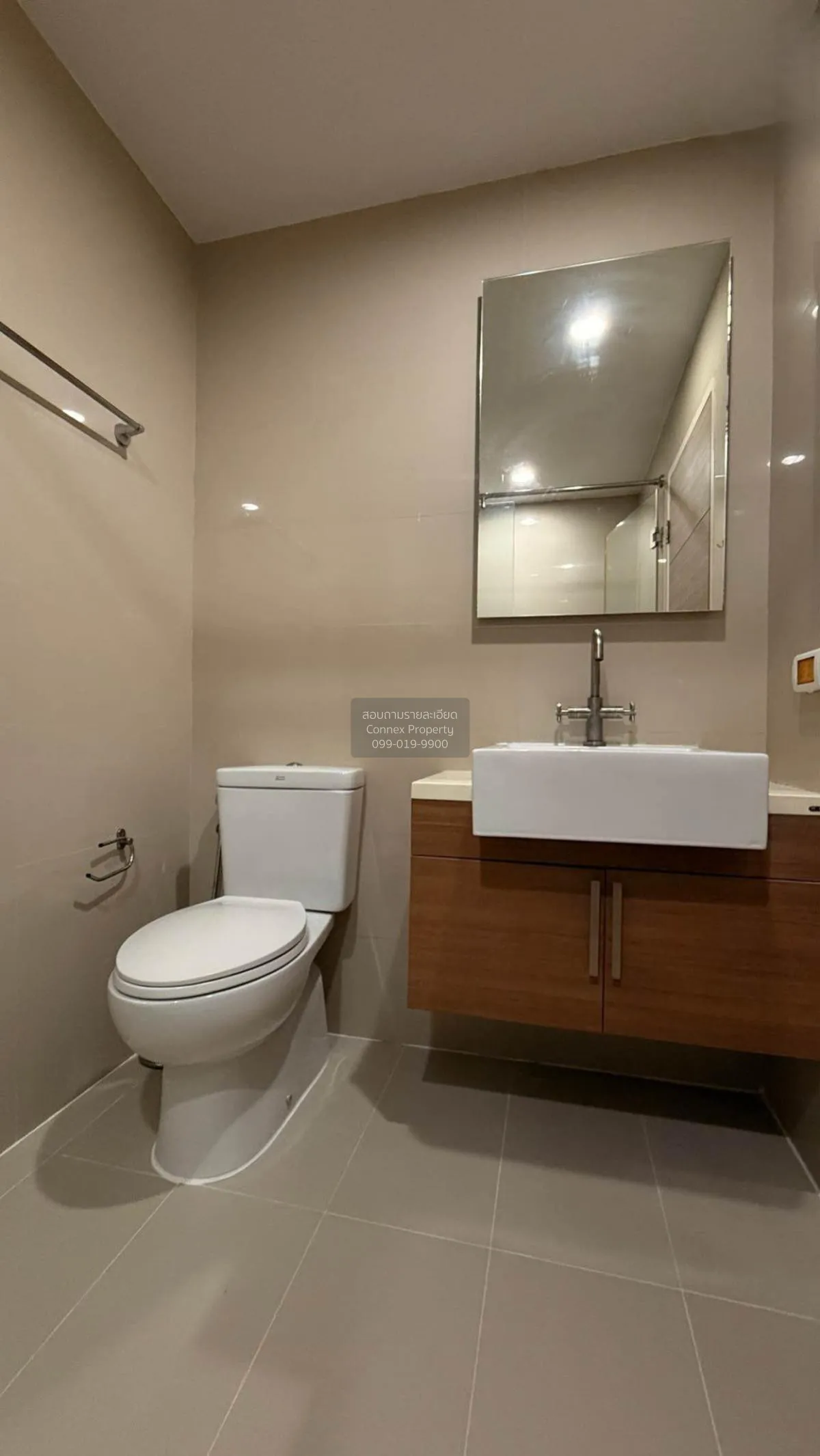 ขายคอนโด  ไฮฟ์ ตากสิน BTS-วงเวียนใหญ่ คลองต้นไทร เขต คลองสาน กรุง