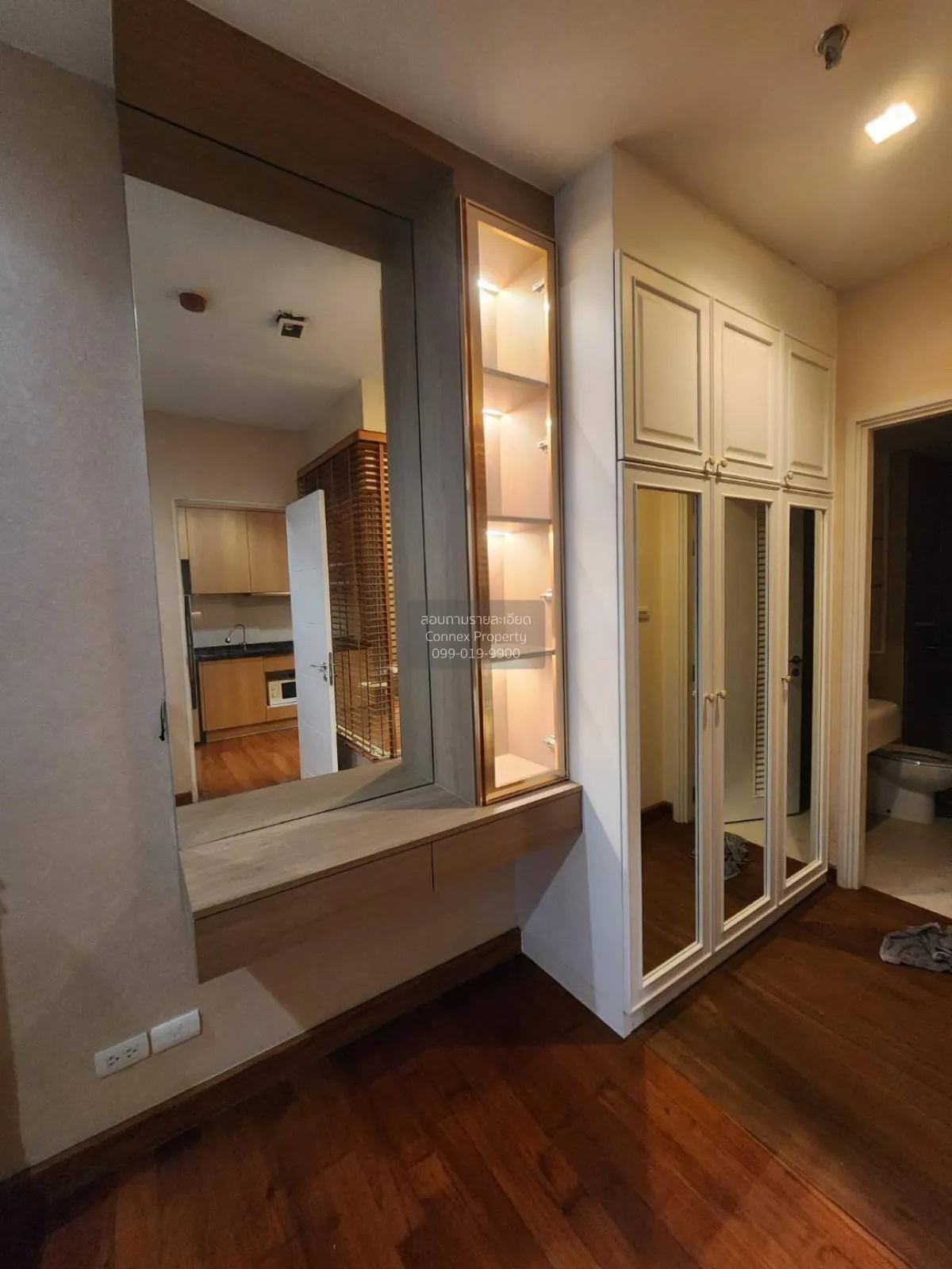 เช่าคอนโด  ไอวี สาทร BTS-ช่องนนทรี สีลม เขต บางรัก กรุงเทพ CX-619