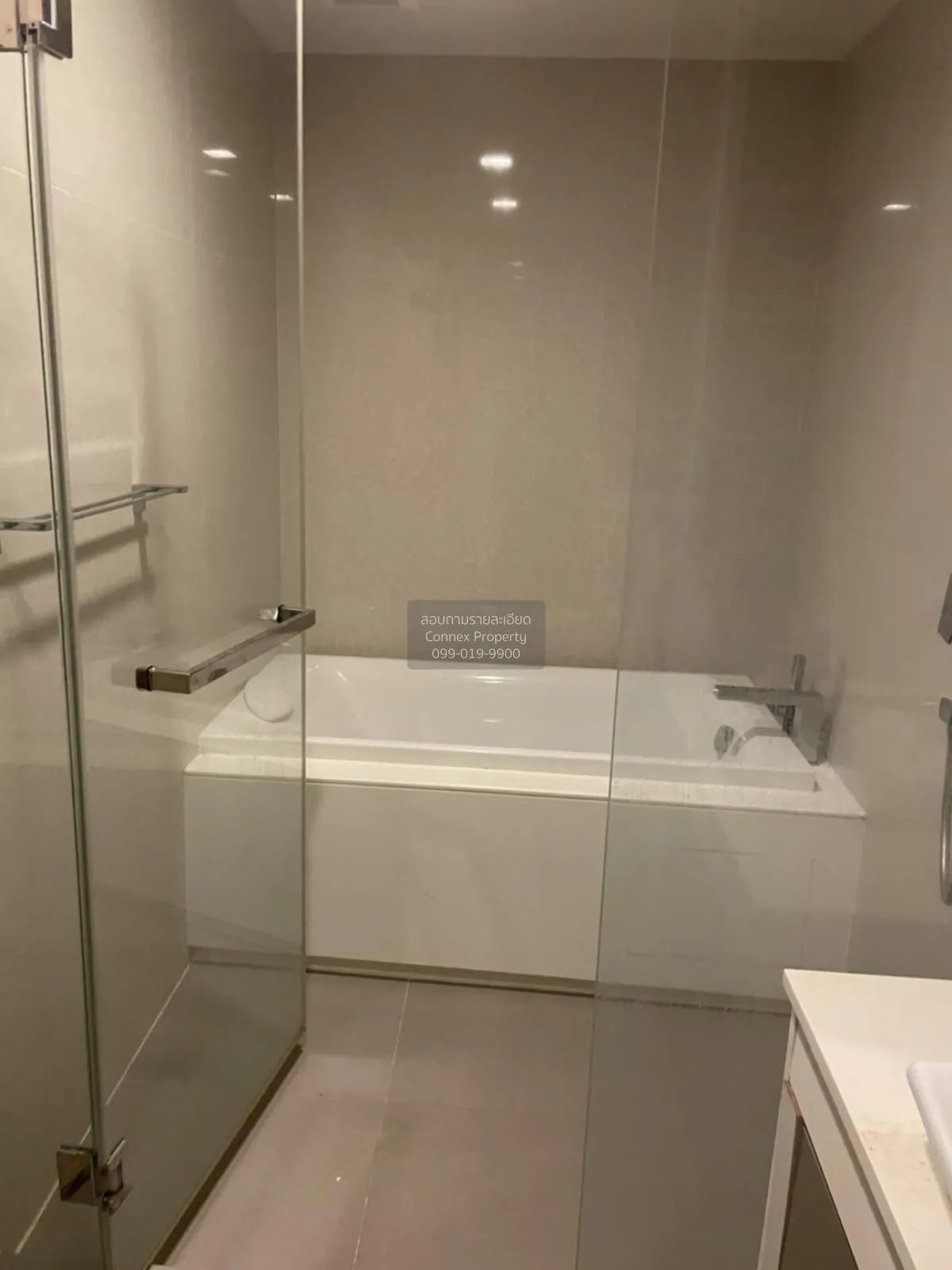 เช่าคอนโด  ลิฟ แอท 49 BTS-ทองหล่อ คลองตันเหนือ เขต วัฒนา กรุงเทพ 