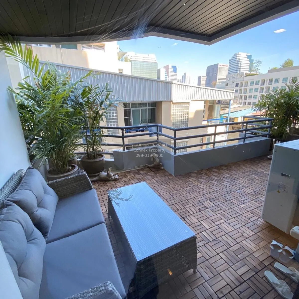 ขายคอนโด  เพิร์ล การ์เด้น สาทร สีลม เขต บางรัก กรุงเทพ CX-64105