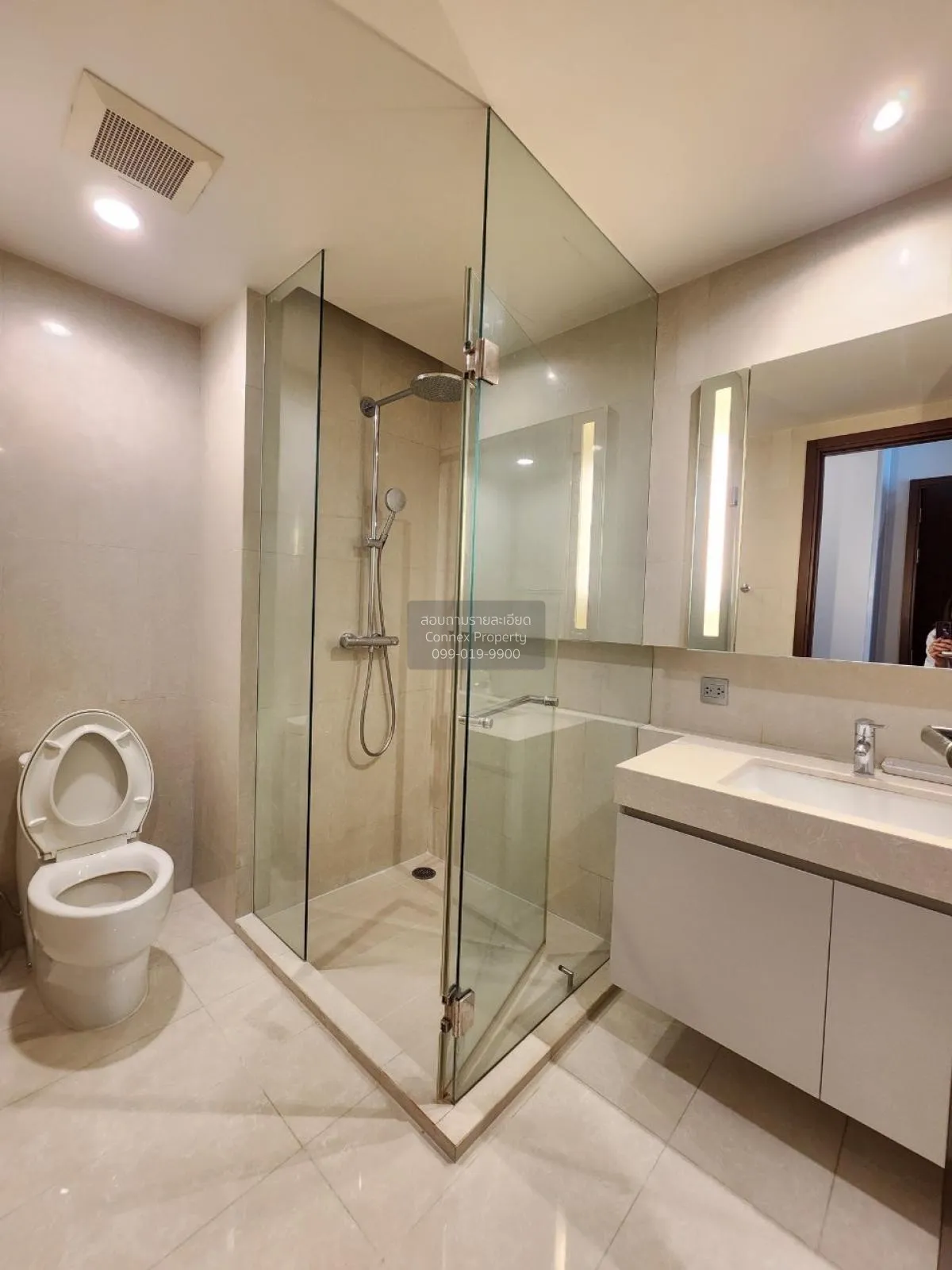 เช่าคอนโด  ควอทโทร บาย แสนสิริ BTS-ทองหล่อ คลองตันเหนือ เขต วัฒนา