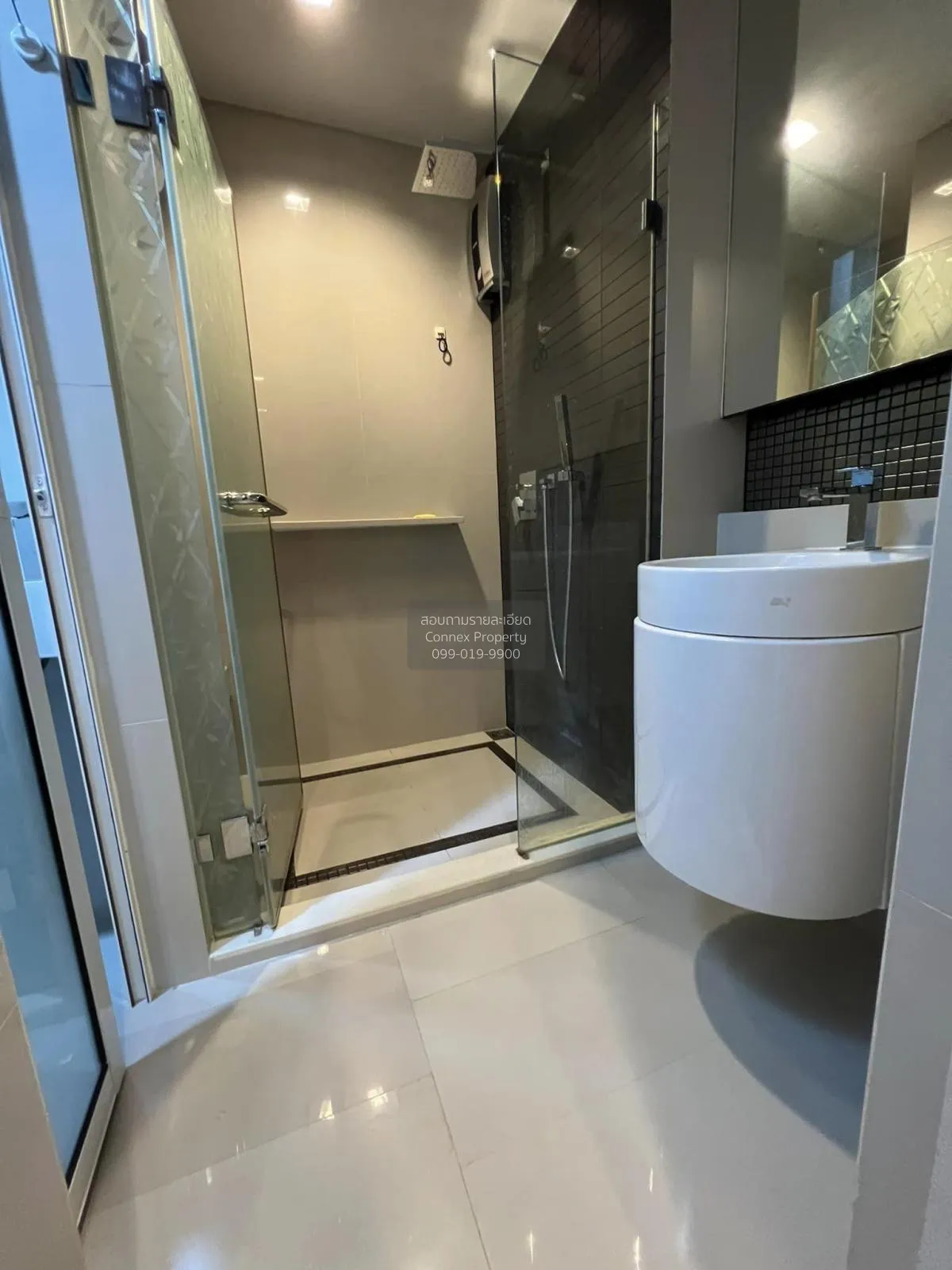 เช่าคอนโด  ริทึ่ม สาทร BTS-สะพานตากสิน ทุ่งมหาเมฆ เขต สาทร กรุงเท