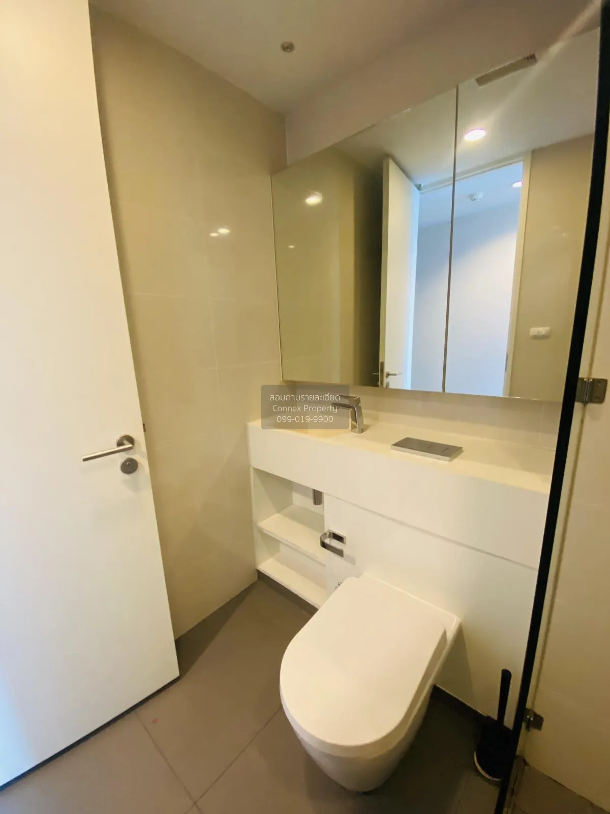 เช่าคอนโด   ไซมิส สุรวงศ์ MRT-สามย่าน สี่พระยา เขต บางรัก กรุงเทพ