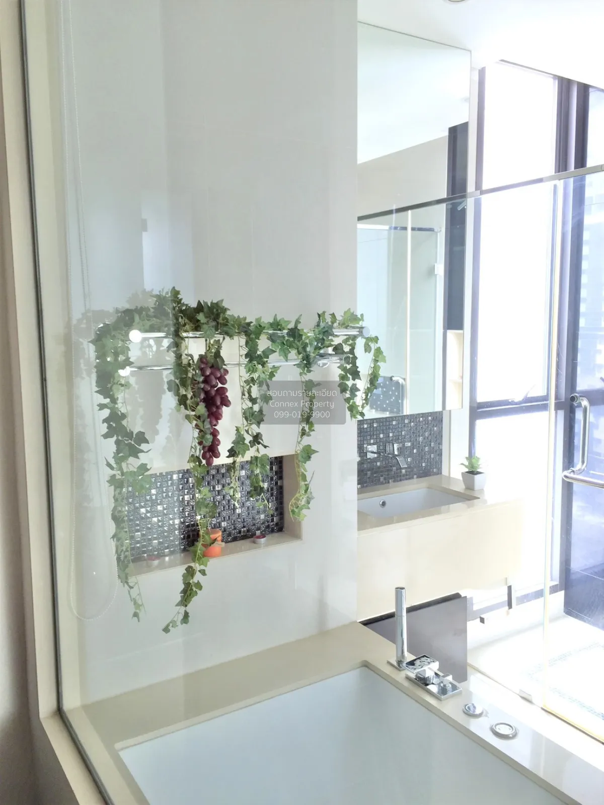 FOR RENT condo , The Address Sukhumvit 28 , BTS-Phrom Phong , Khl