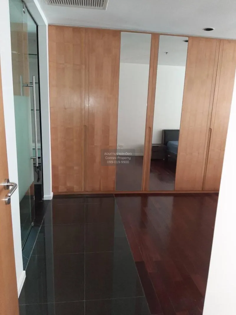 FOR RENT condo , The Legend Saladaeng , BTS-Sala Daeng , Silom , 