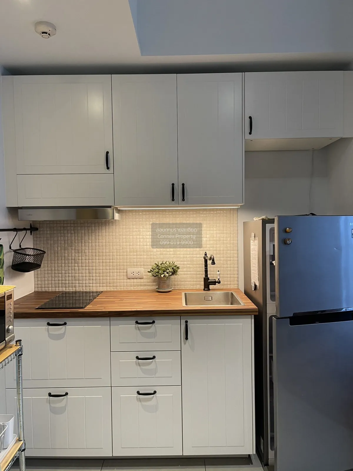 FOR RENT condo , The Lofts Ekkamai , BTS-Ekkamai , Phra Khanong N 4