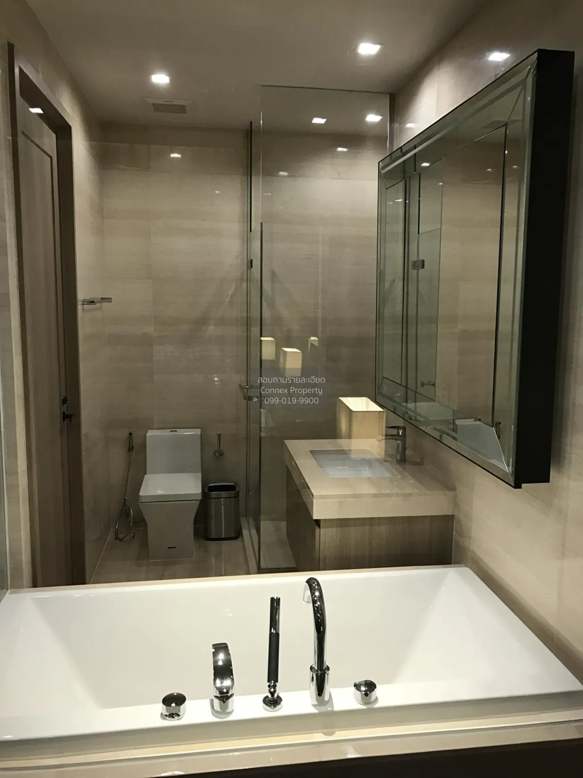 FOR RENT condo , The XXXIX by Sansiri , BTS-Phrom Phong , Khlong 