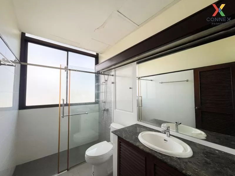 FOR SALE condo , Supalai Place Sukhumvit 39 , BTS-Phrom Phong , K