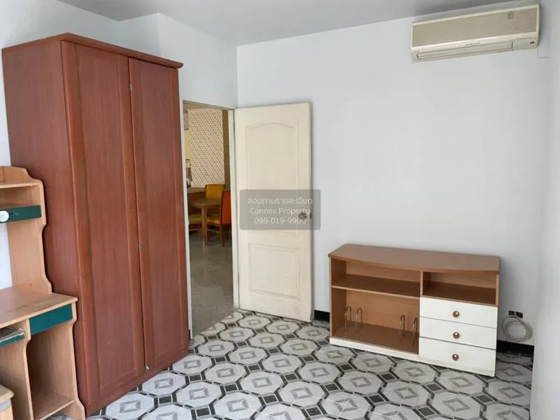 FOR SALE condo , Sathorn House , BTS-Saint Louis , Silom , Bang R