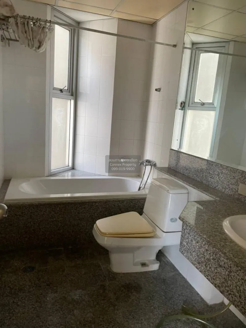 FOR SALE condo , Sathorn House , BTS-Saint Louis , Silom , Bang R