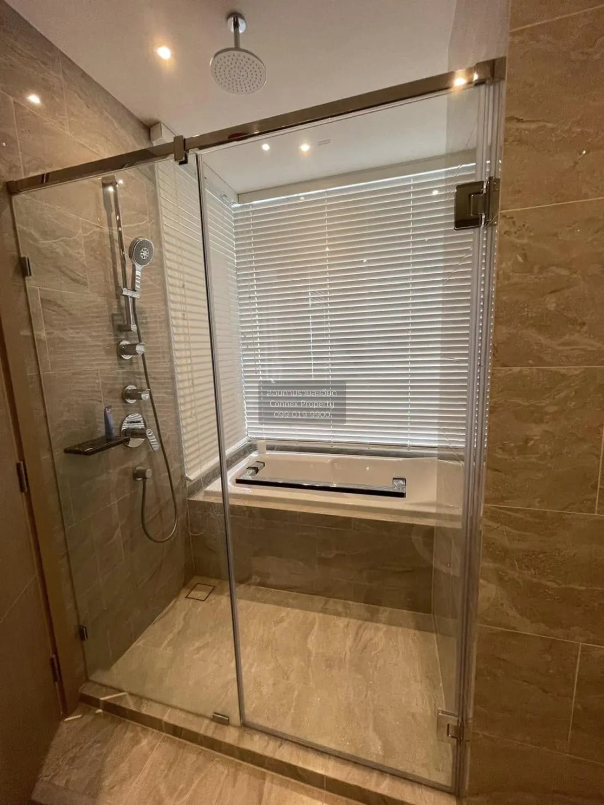 เช่าคอนโด  แอชตัน อโศก-พระราม 9 MRT-พระราม 9 ดินแดง เขต ดินแดง กร