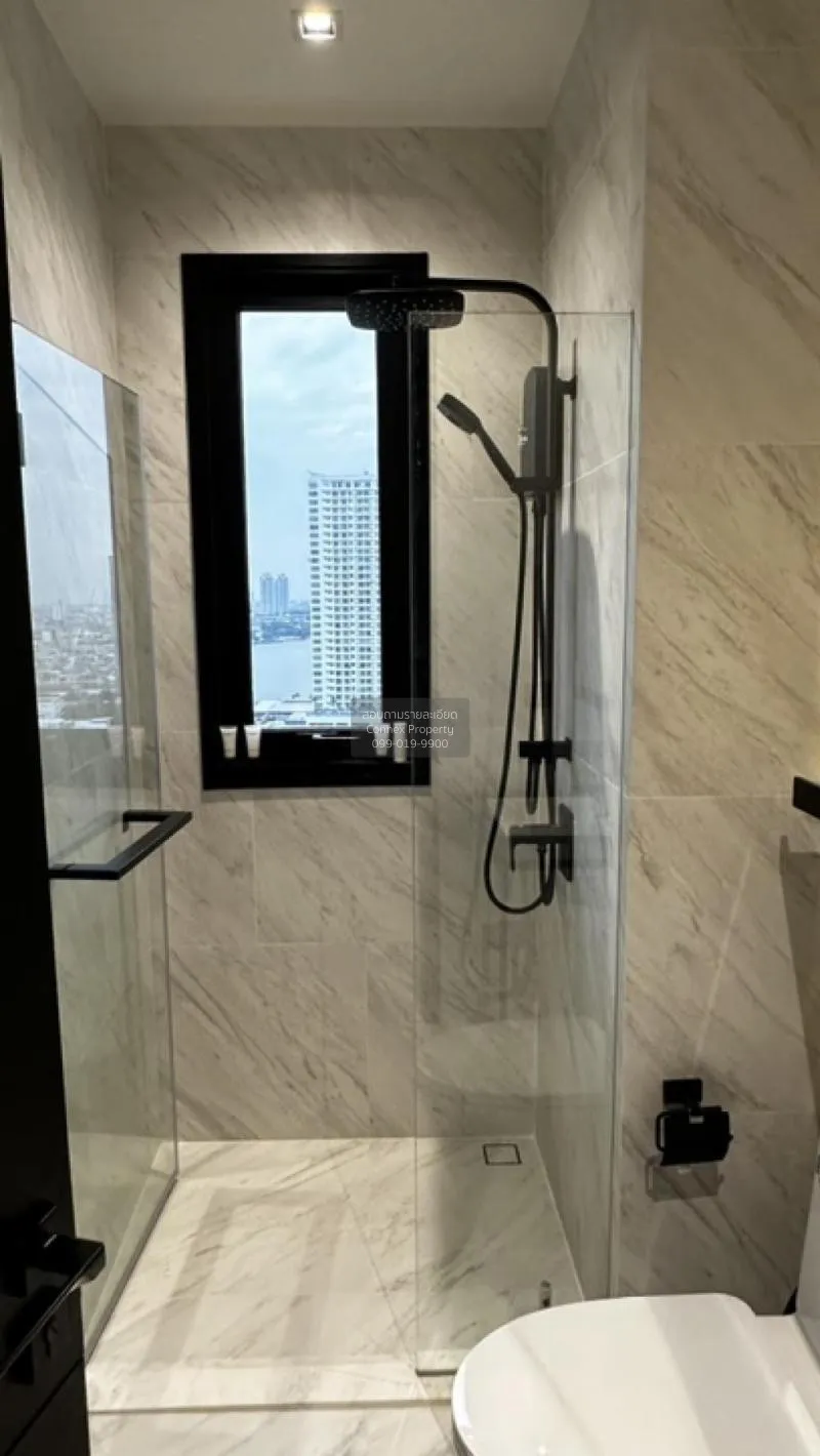 FOR RENT condo , Chapter Charoennakhorn-Riverside , corner unit ,