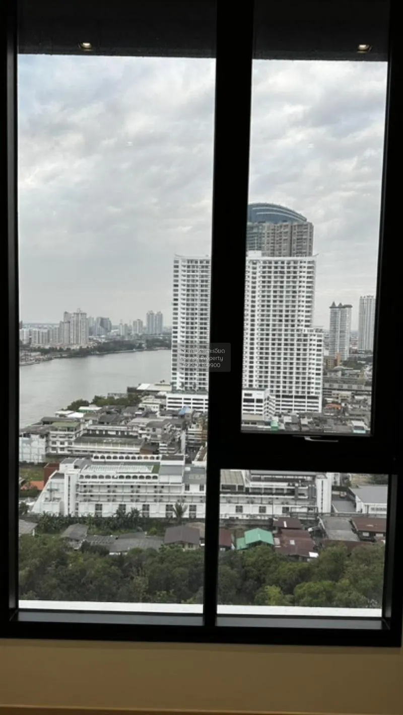 FOR RENT condo , Chapter Charoennakhorn-Riverside , corner unit ,