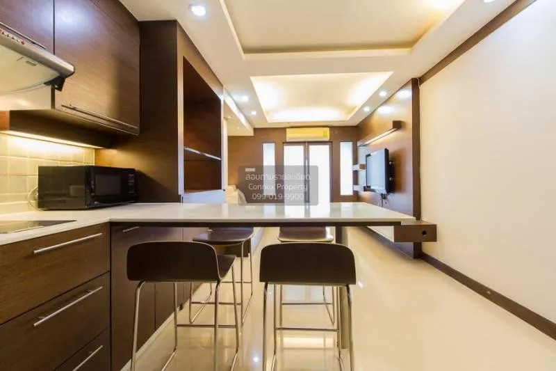 FOR RENT condo , State Tower , BTS-Saphan Taksin , Silom , Bang R