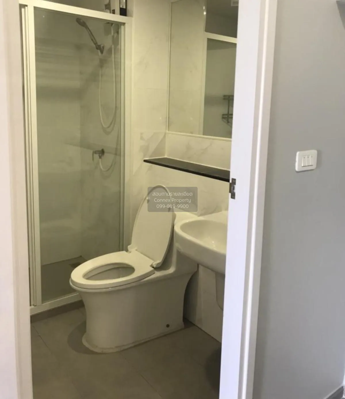 FOR RENT condo , Reach Phahon Yothin 52 , BTS-Saphan Mai , Khlong