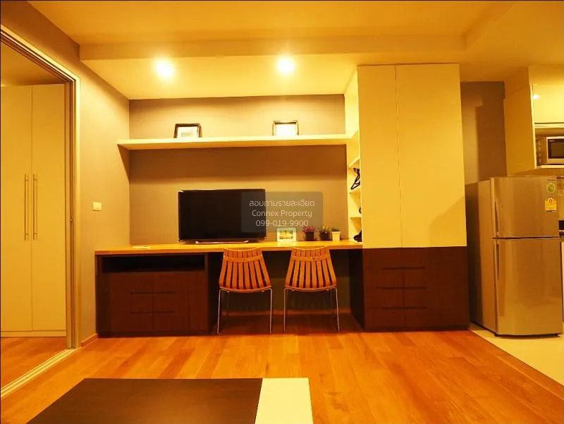 FOR RENT condo , Abstracts Phahonyothin Park , high floor , BTS-H