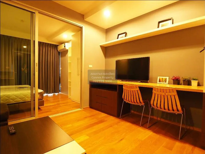 FOR RENT condo , Abstracts Phahonyothin Park , high floor , BTS-H