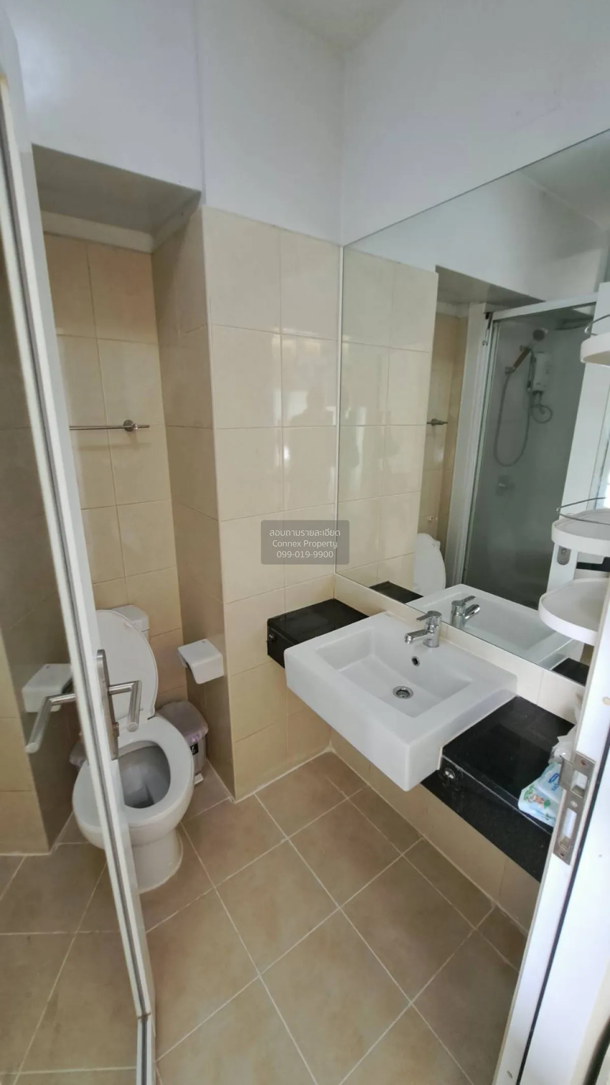 FOR SALE condo ,  I-biza Condo RCA , MRT-Phra Ram 9 , Bang Kapi ,