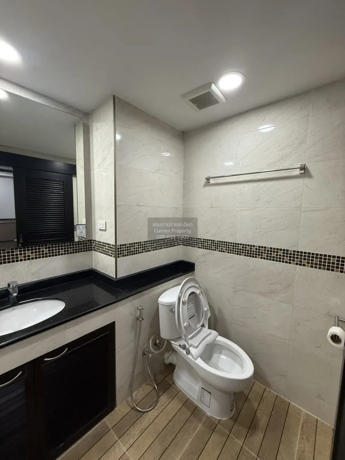 FOR RENT condo , Supalai Place Sukhumvit 39 , BTS-Phrom Phong , K