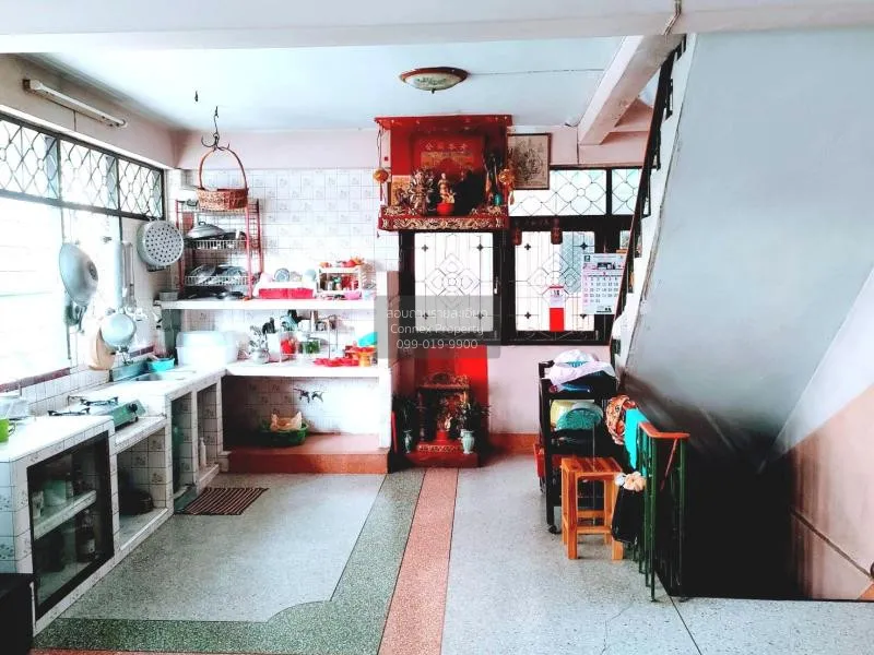 For Rent 5 - storey commercial building, area 13 square wah, Dusi