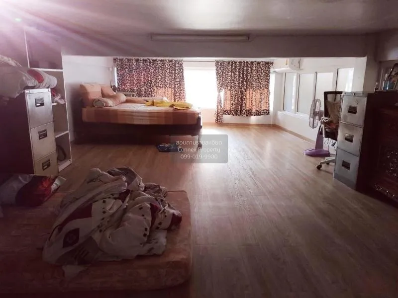 For Rent 5 - storey commercial building, area 13 square wah, Dusi