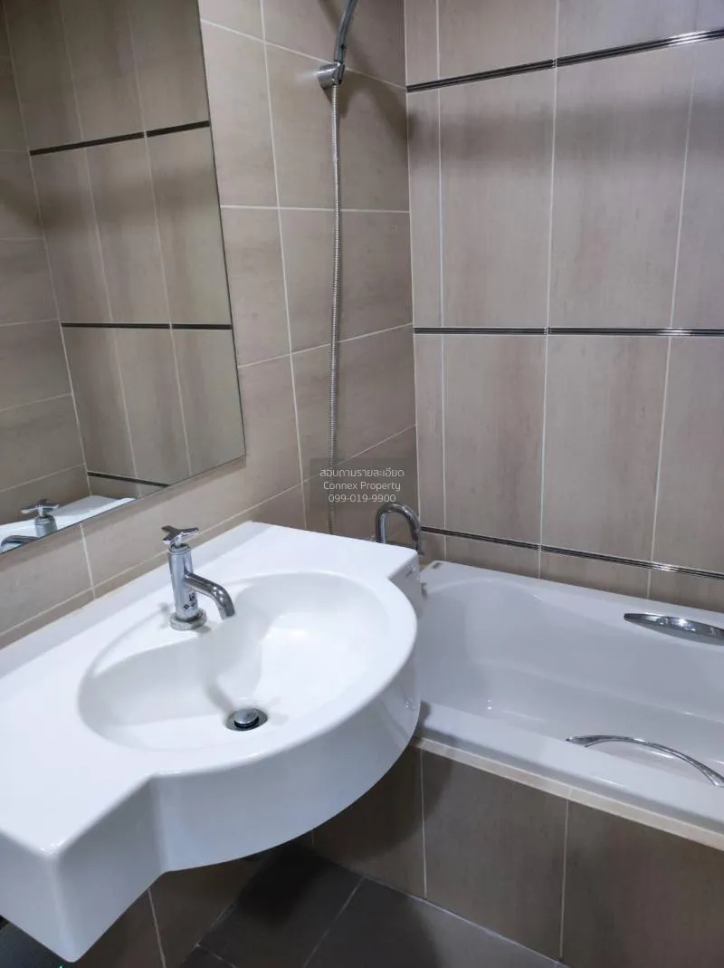 FOR RENT condo , Centric Sathorn - St.Louis , BTS-Saint Louis , Y