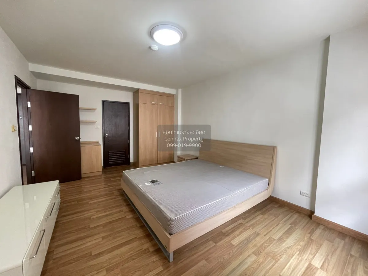 FOR RENT apartment , Y.O. Place , MRT-Queen Sirikit National Conv