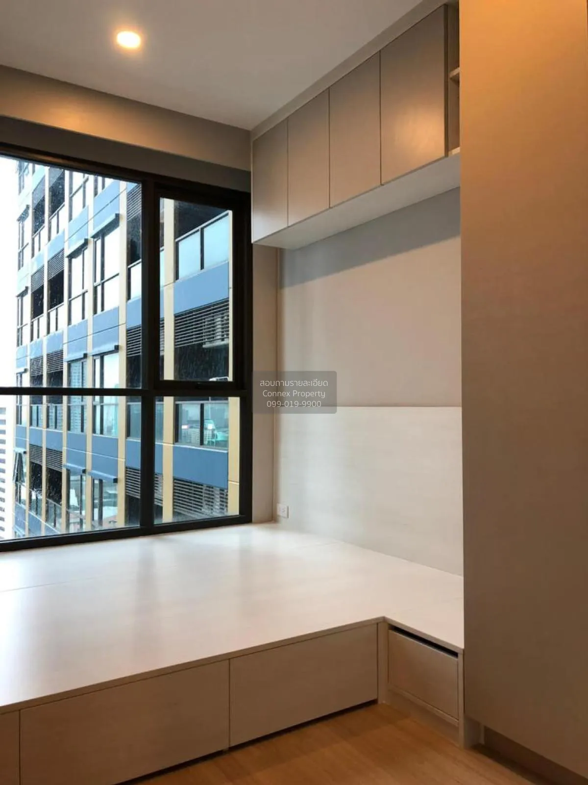 ขายคอนโด  ลุมพินี สวีท เพชรบุรี - มักกะสัน MRT-เพชรบุรี มักกะสัน 