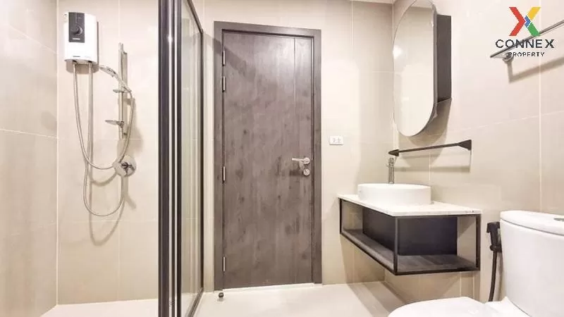 FOR SALE condo , XT Huaikhwang , MRT-Huai Khwang , Huai Khwang , 